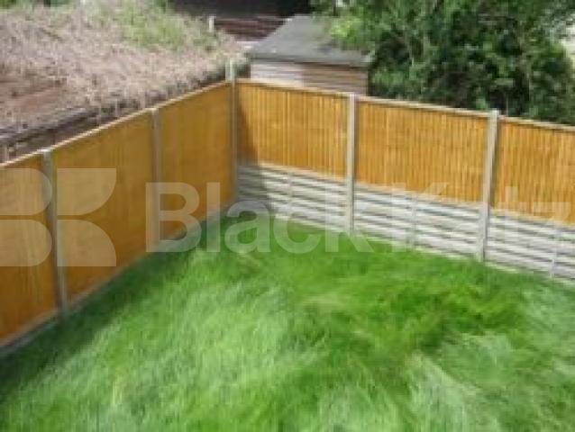 			NEW REFURB!!!, 2 Bedroom, 1 bath, 1 reception Flat			 Palace Road x3, BOUNDS GREEN N11